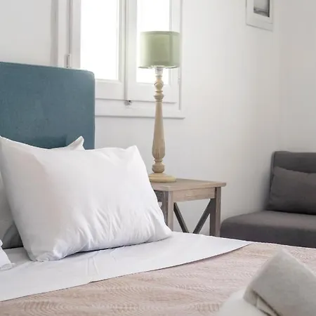 Sunset Studio Apartment